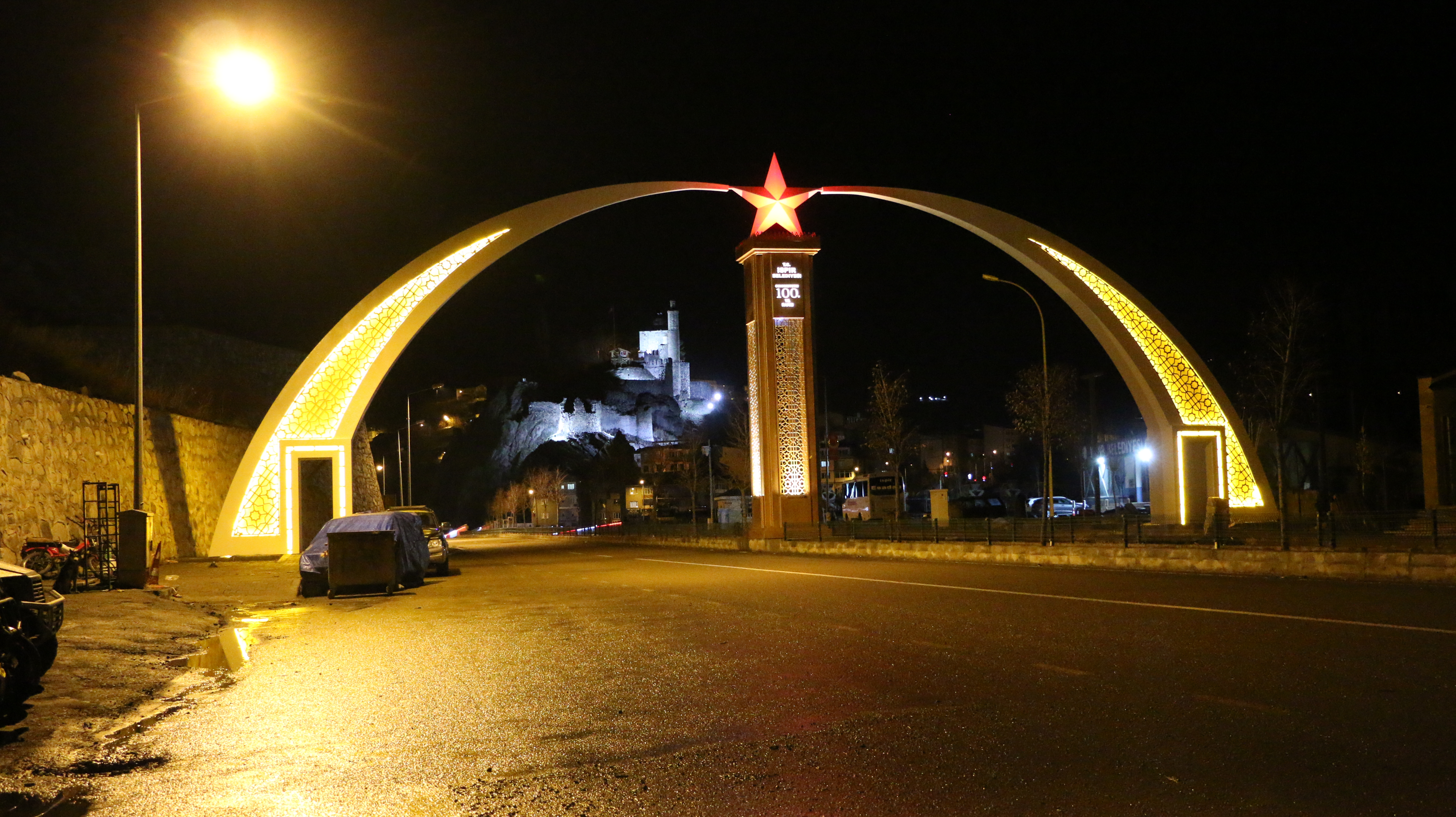 İlçe Giriş Kapıları