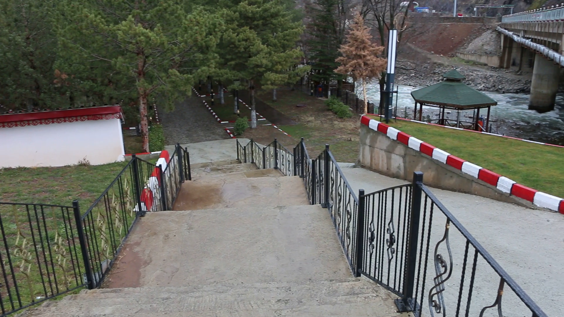 Cavit Uçan Parkı Sosyal Tesis Alanı Yenilenmesi